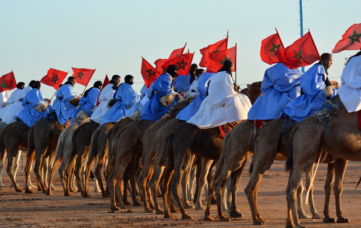 Grupos nómadas sobres sus camellos